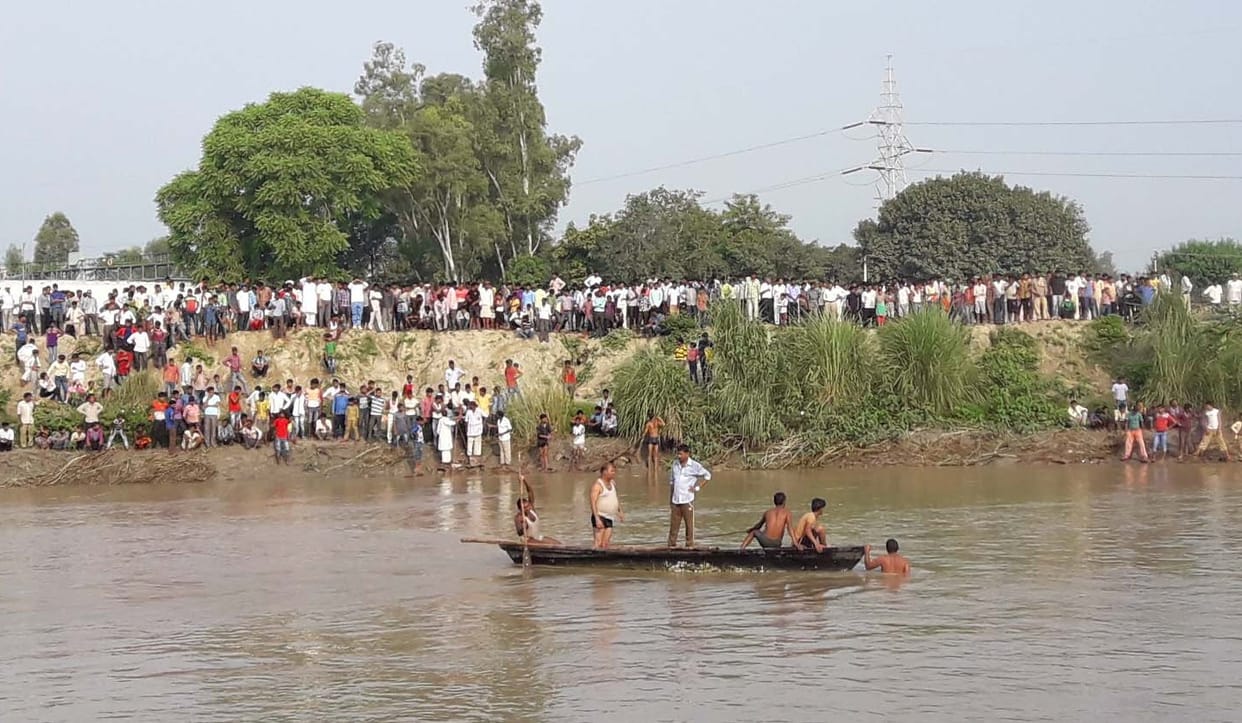 The canal was closed for six hours search campaign