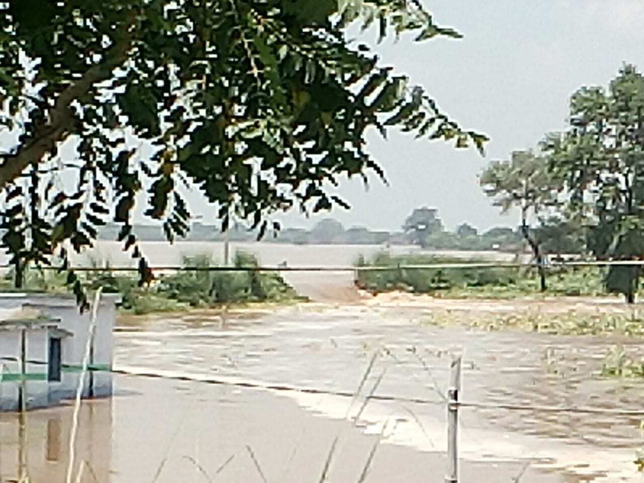 Ganga flood in Uttar Pradesh Ring dam break down in Ballia