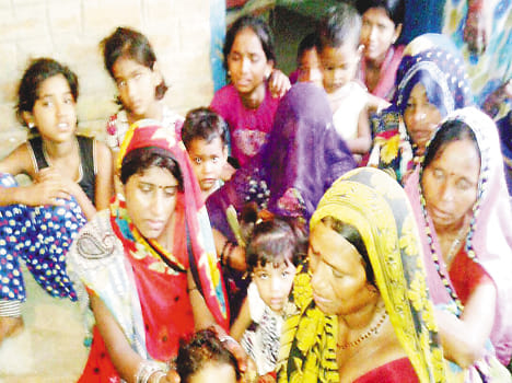 The death of the child fever, panic in the village