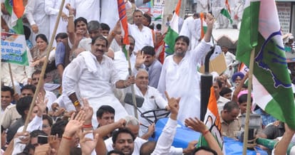 EX em hooda reaches dc office driving tractor himself