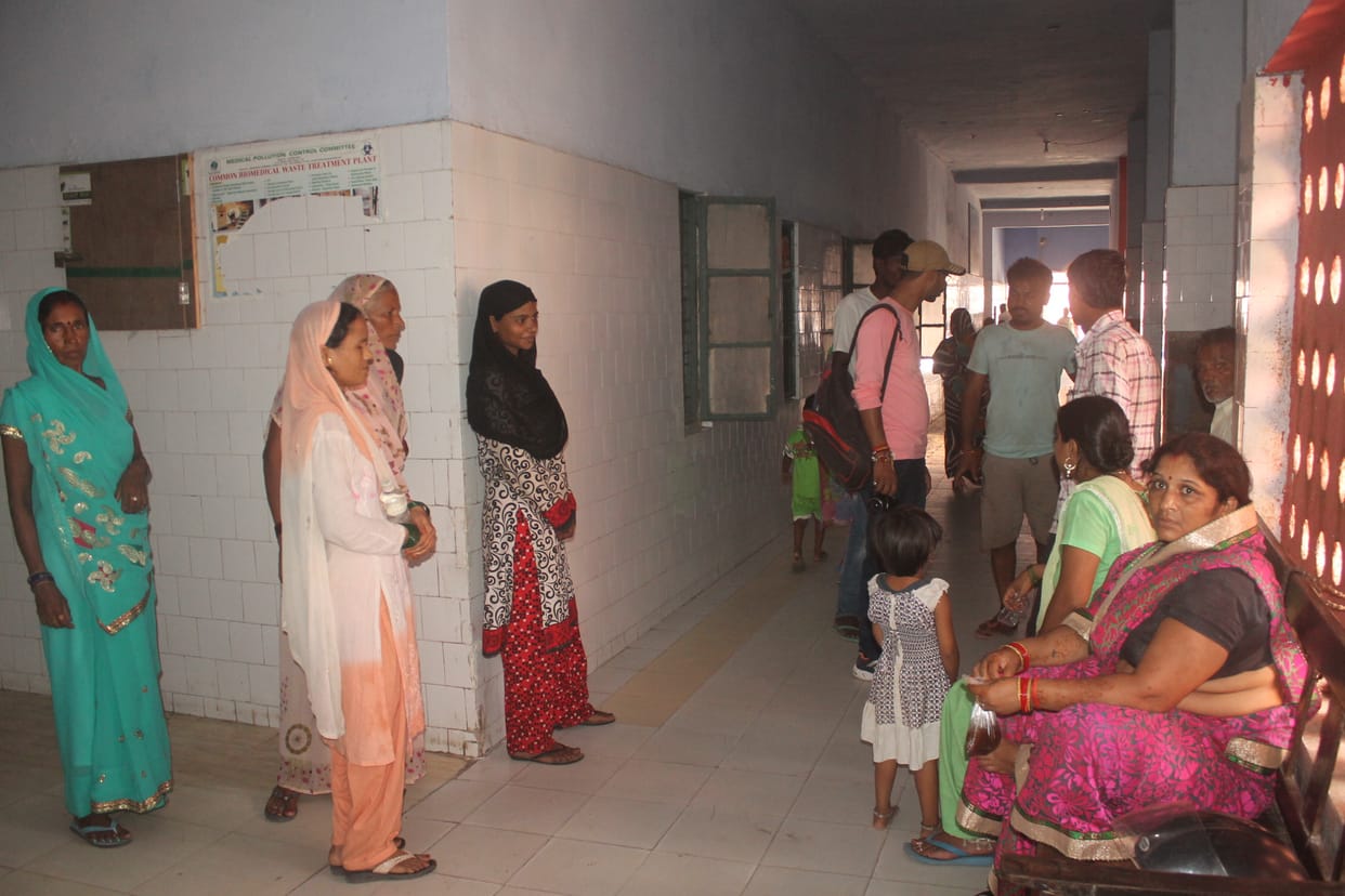 Death of baby during delivery, Hungama