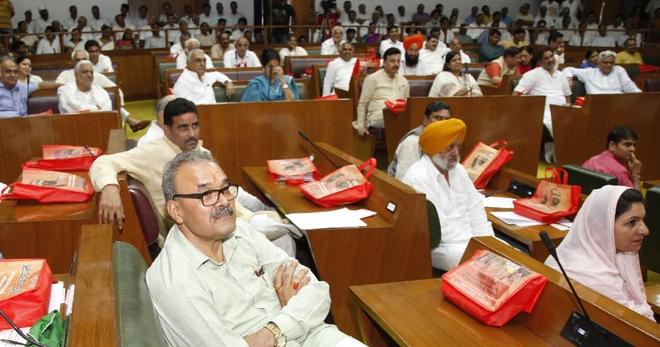 jain muni tarun sagar's kadve prachavan at haryana assembly, chandigarh,