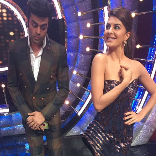tv host manish paul see jacqueline in akward situation
