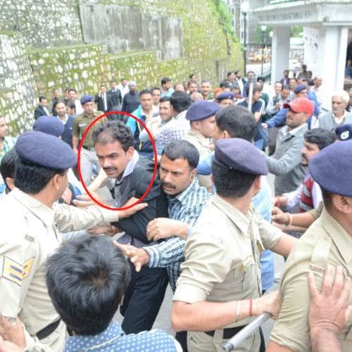 Yug murder case accused beaten up by public in court premises