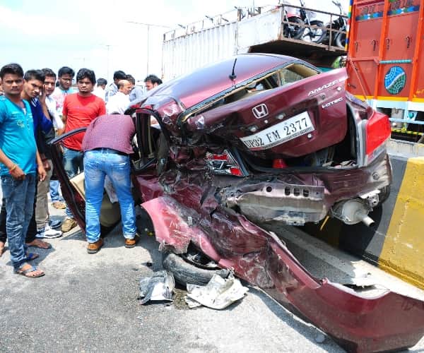 two injured in an accident In Lucknow 