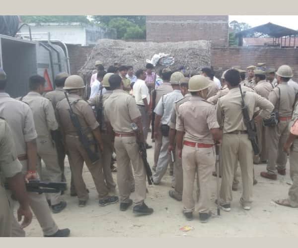 Clash for land in Bahraich.