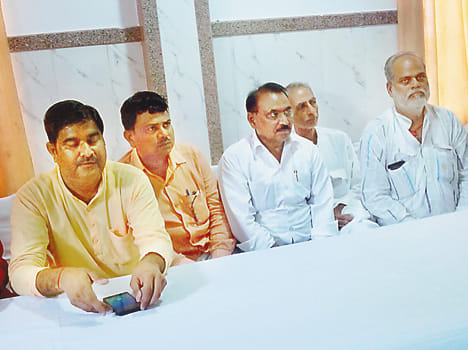 BJP's U-turn, support the independent candidate