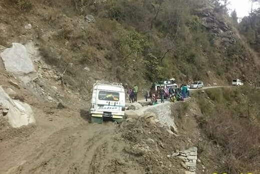  Dozen landslides and land subsidence going places