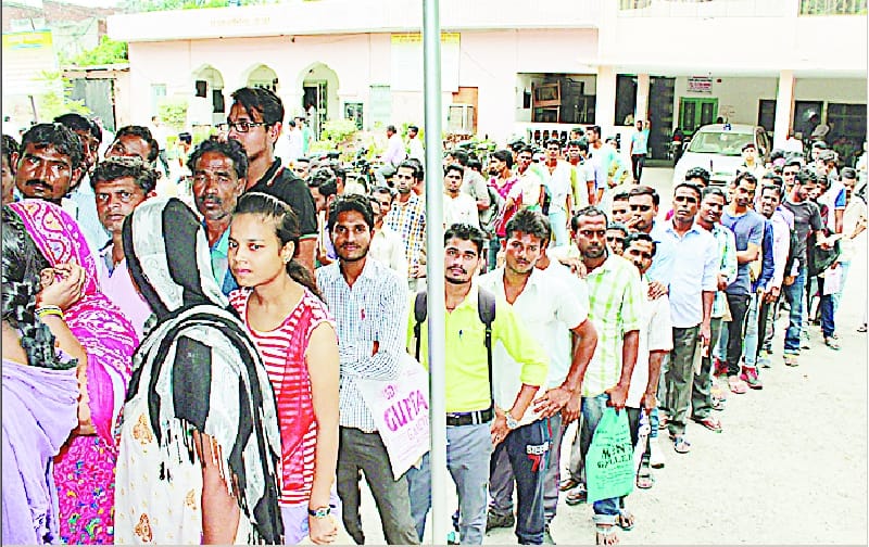 The housekeeping staff recruitment by applying 28 thousand