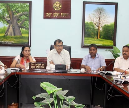 A team to be established to monitor central policies in UP.