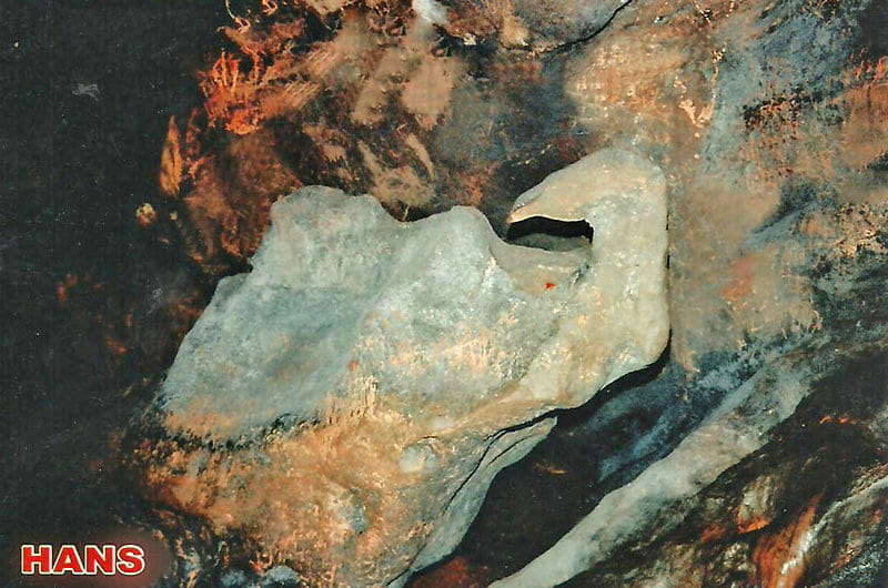 mysterious cave of uttarakhand