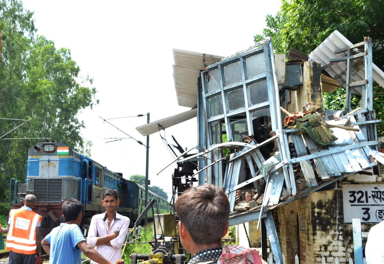 rail gate collapse by truck