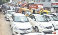 demonstration, traffic speed slow, karnal demonstration, karnal