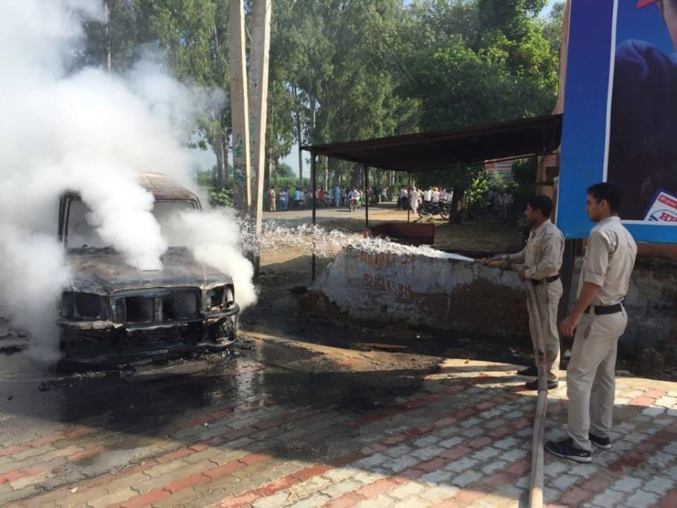 horrible fire in scorpio car standing outside petrol pump in radaur of yamunanagar