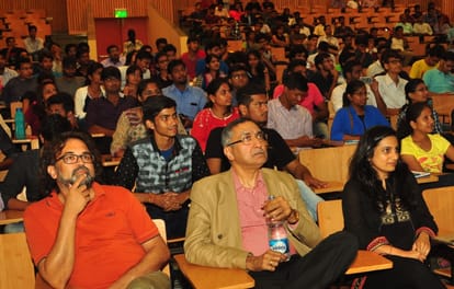 IIT 'E-Summit Social Antrpranyoron the tips given