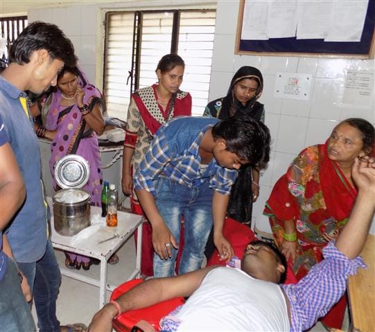 Lady deid in accident,husband injured