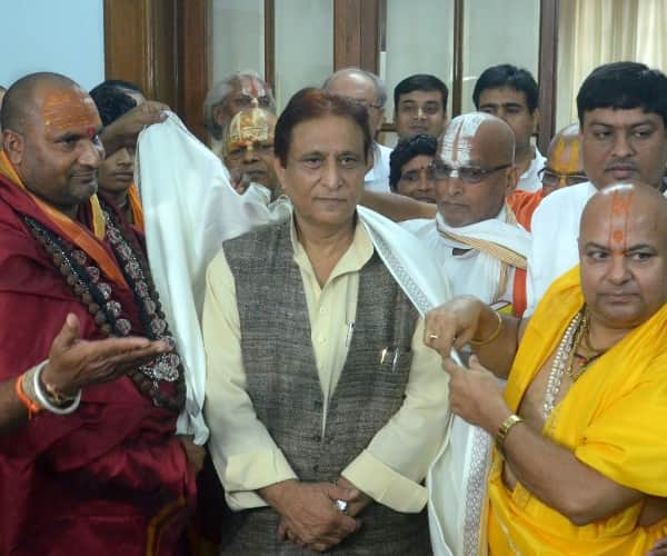  Azam Khan about bhagwadgeeta and quran.