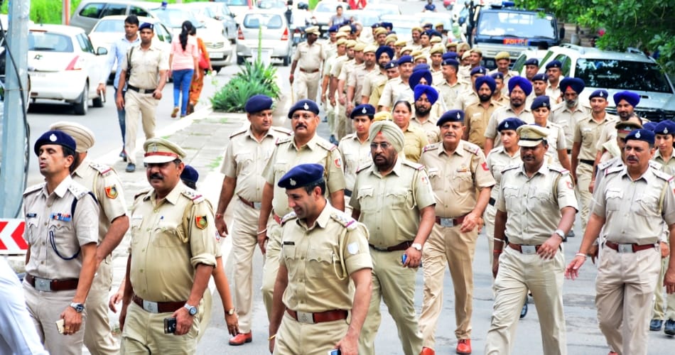 Police Flag march ,pu elections , nsui ,soi ,pu polls ,nsui pannel , INSO, Digvijay chautala,