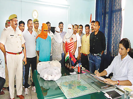 Seized illegal liquor factory, five arrested