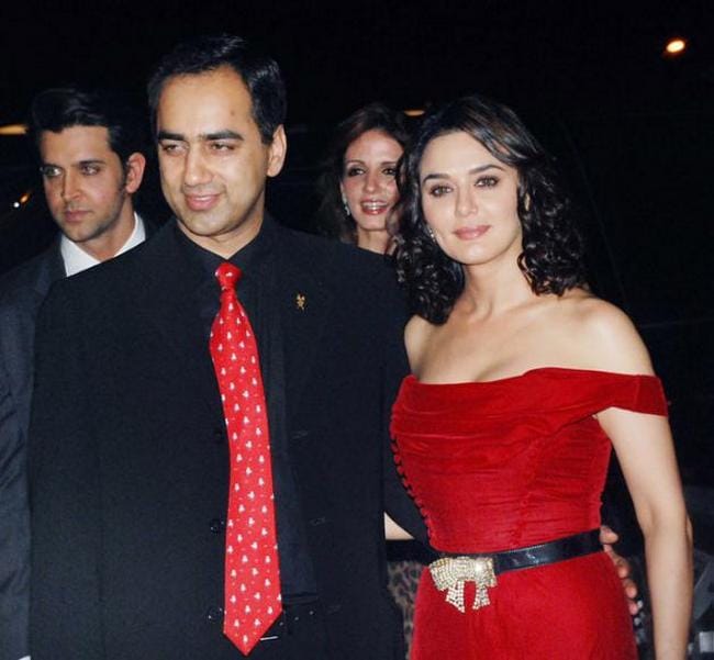 Bollywood Celebs With Their Siblings
