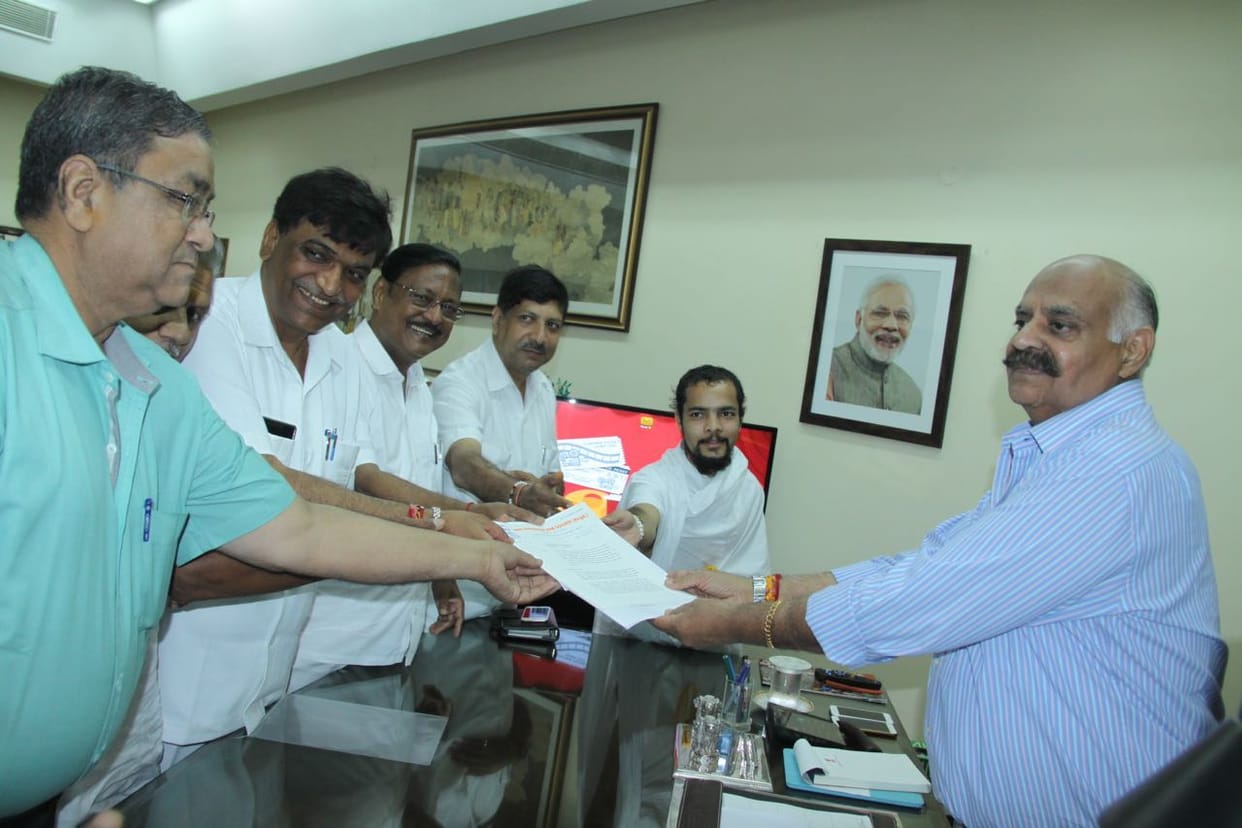 Jain Muni issue gets political Touch complaint to Administrator