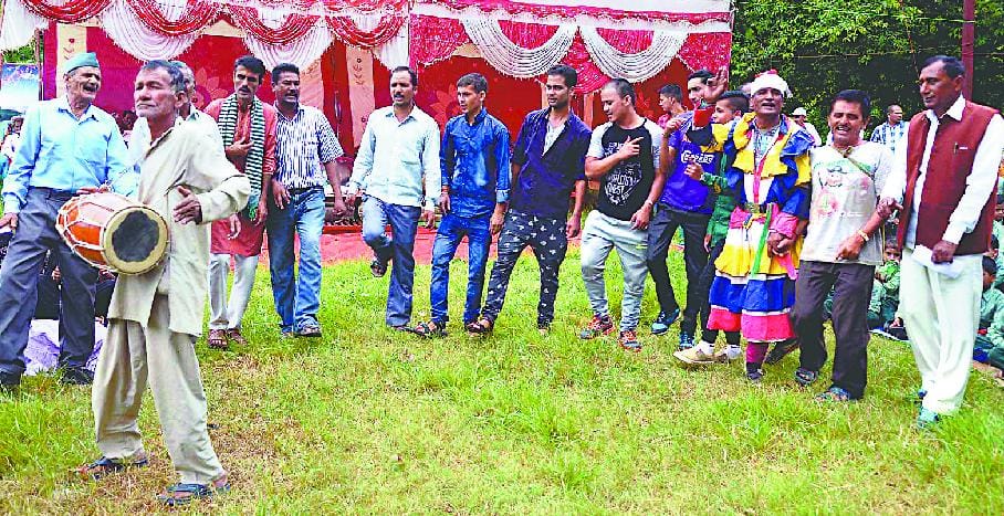 Hiljatra, Glya are Bld attraction