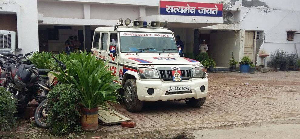 The outbreak of fever at the police, 27 policemen of the police station admit to hospital