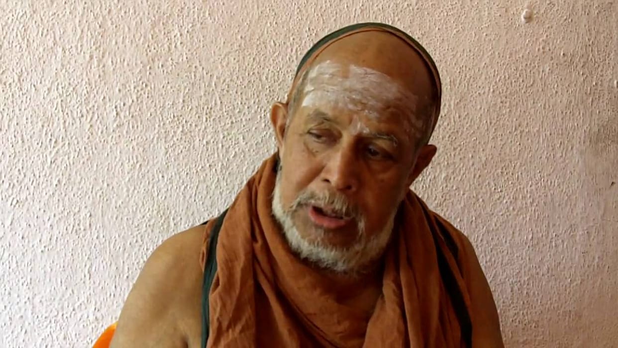 kanchi peeth shankaracharya admitted to hospital