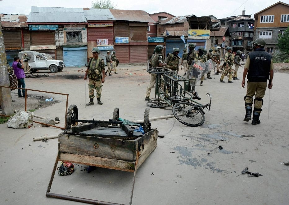 photo gallery of kashmir violence