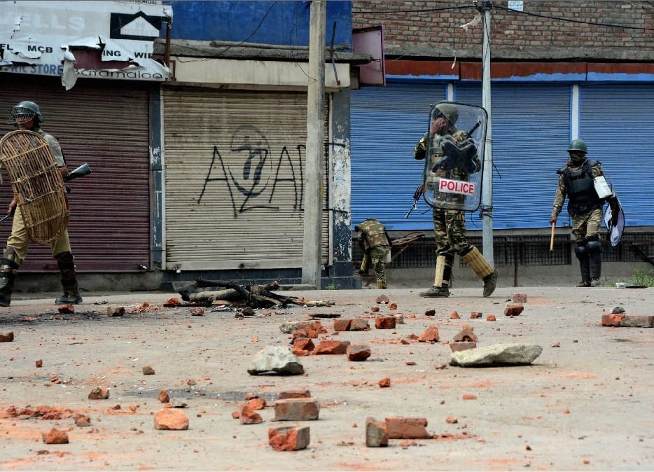 photo gallery of kashmir violence