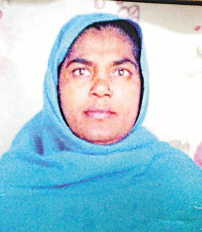 Woman killed by lightning