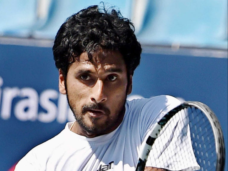 Saketh Myneni Goes Down Fighting to Jiri Vesely in Round 1
