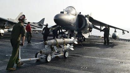 See how chinese and Pak media react on US India defence pact 