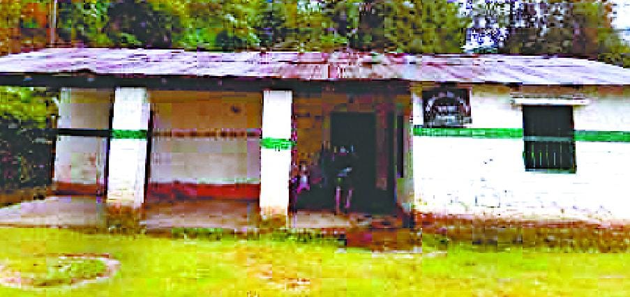 4 teachers suspended