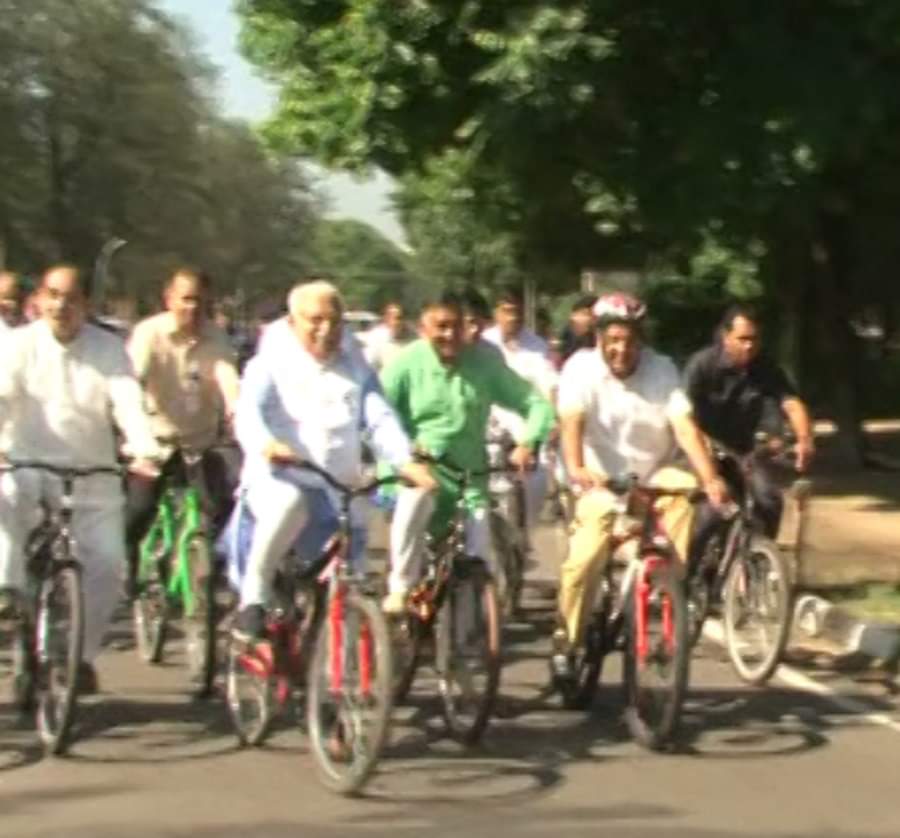 साइकिल से विधानसभा