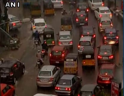 Some pictures of heavy rain in Delhi Ncr