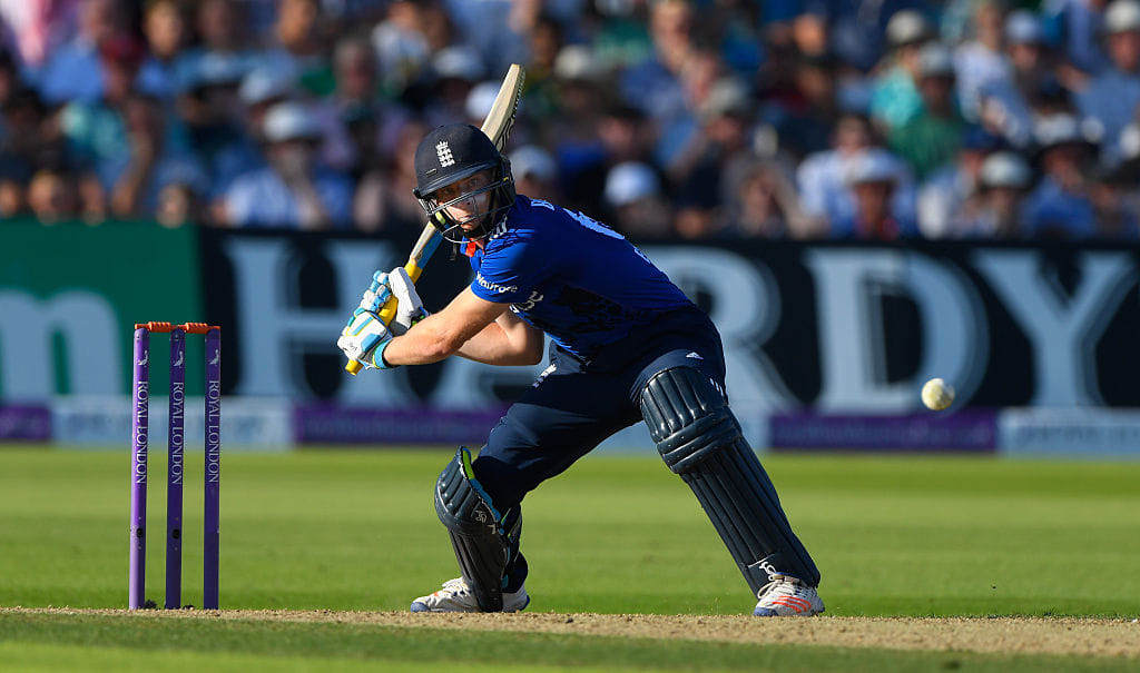 England pacer mark wood injured during warm up match against australia