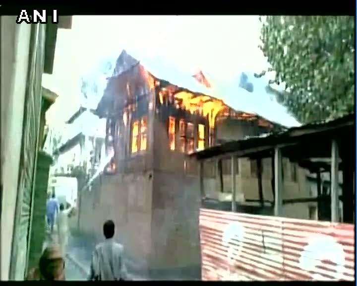 Violent protest in Kulgam