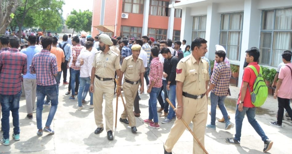 Khalsa collage fight, soi supporter ,pu elections ,pu student
