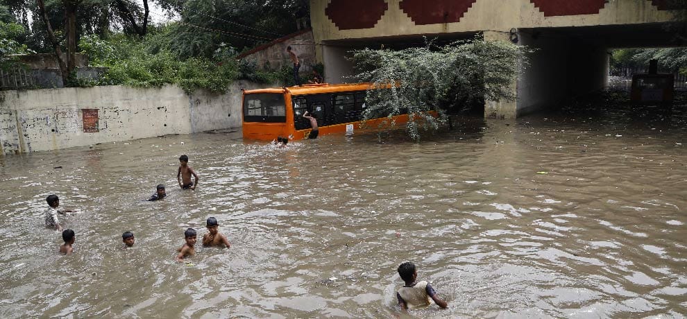 Highcourt strict on waterlogged in delhi, gave oinstrucition 