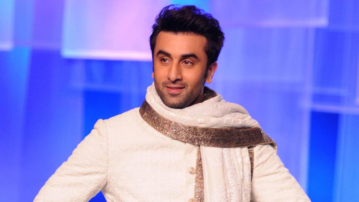 Ranbir kapoor talking about his girlfriends