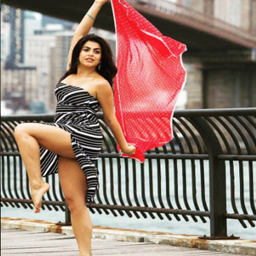 shenaz treasury shared her vacation photos in instagram