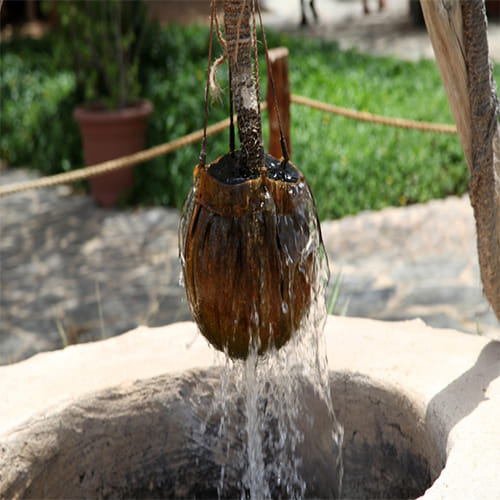 mysterious well in uttar pradesh