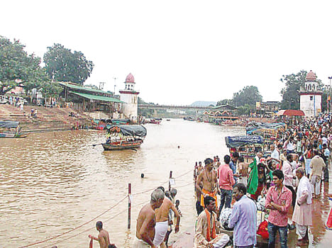 The changing weather made the plunge of faith