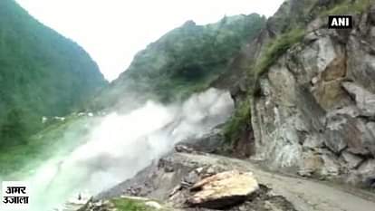 Caught on cam: Landslide blocks Gangotri highway 