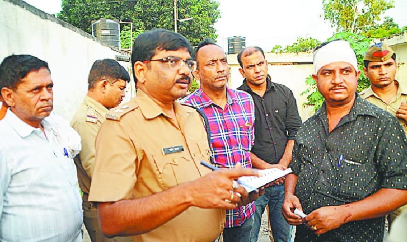 Railway station robbed