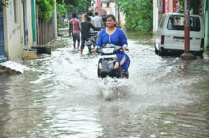  Rain an hour , several hours trouble