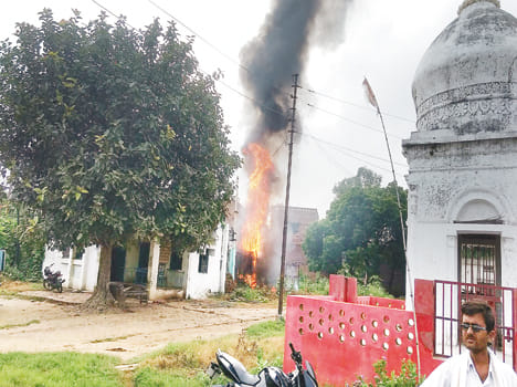Bhua burnt transformers, 150 villages without electricity