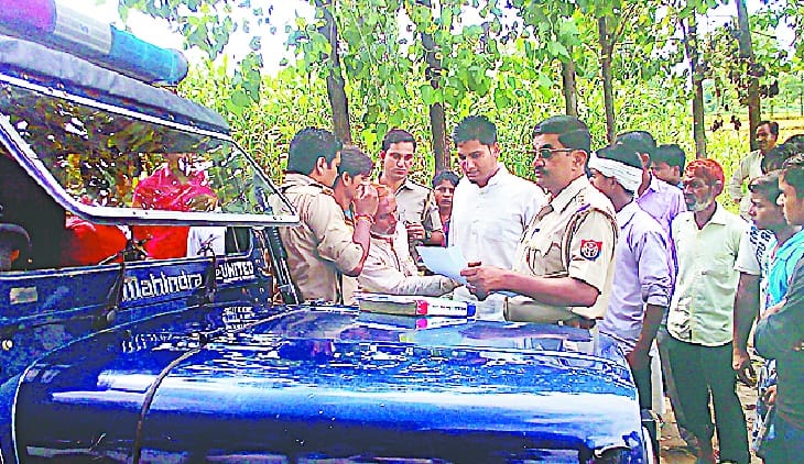 nale ke pas mila navjaat ka shav