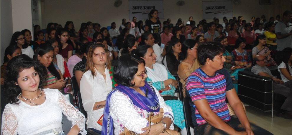 Social institutions appreciated Amar Ujala efforts of  'Nari Samman'